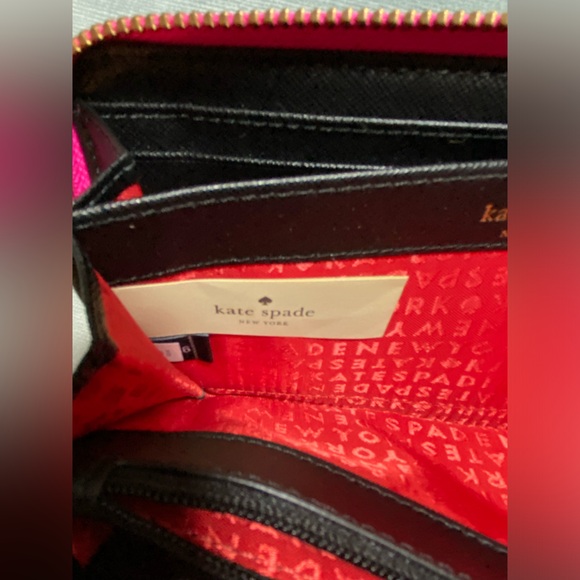 Kate Spade long bright stripe zip around wallet, EUC 8”x4”x1”, much storage - Picture 11 of 17